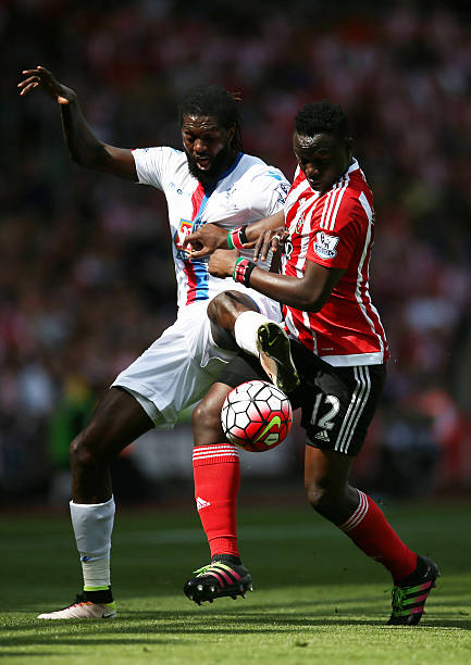 底线强攻 底线强攻